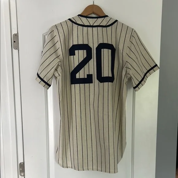 Mitchell & Ness Homestead Grays #20 Pinstripe Baseball Jersey - Picture 3 of 5
